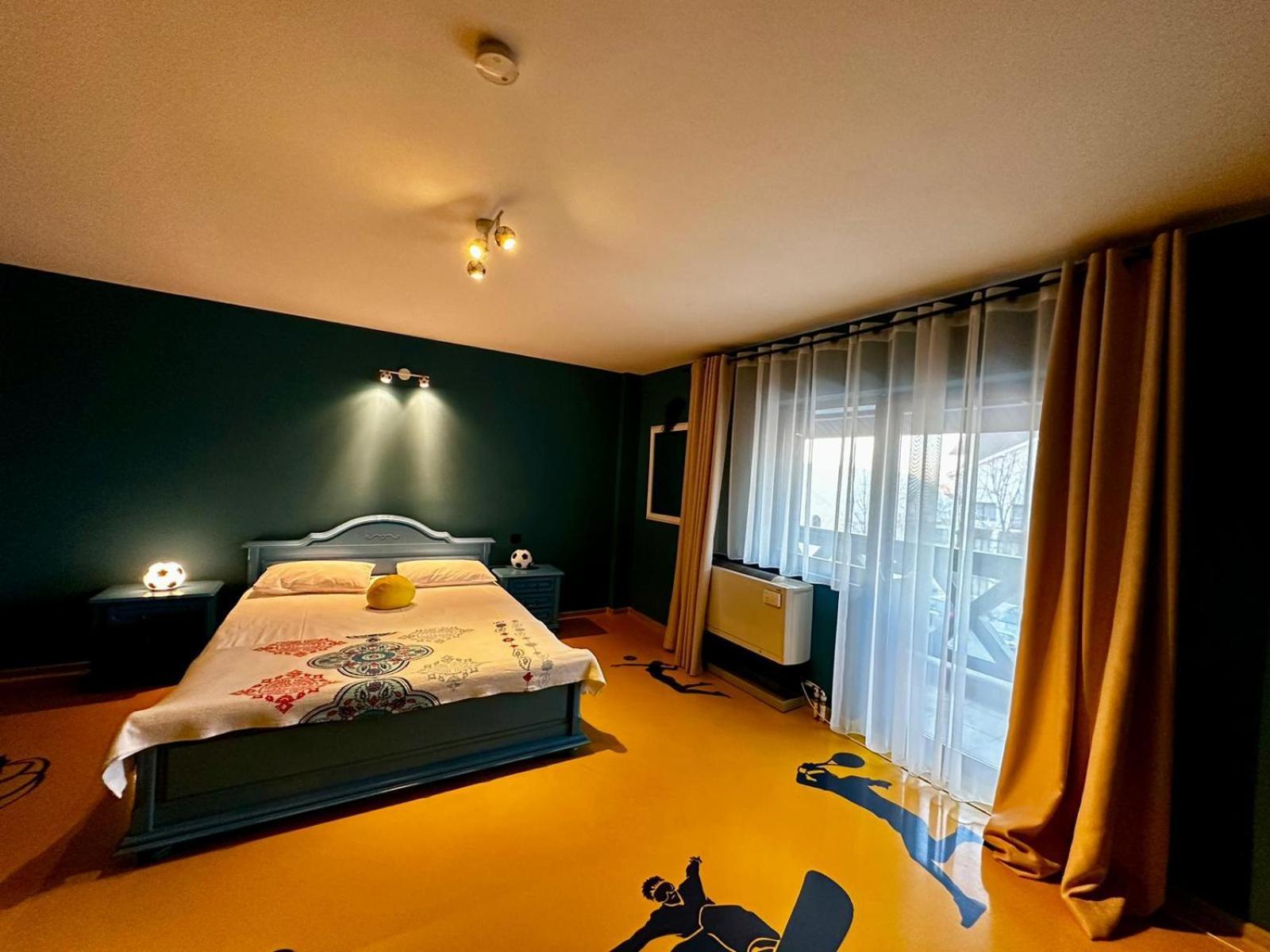 Vila Alsace Podu' Cu Lanturi Bacău Buitenkant foto